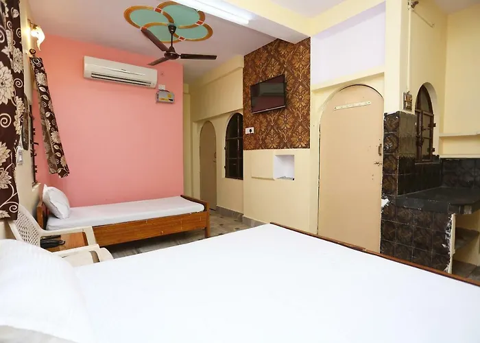 Spot On 45585 Hotel Aakash Ganga