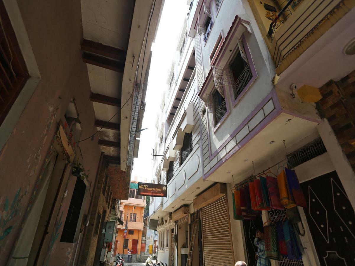 Spot On 45585 Aakash Ganga Varanasi