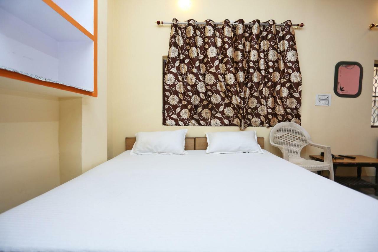 Hotel Spot On 45585 Aakash Ganga Varanasi