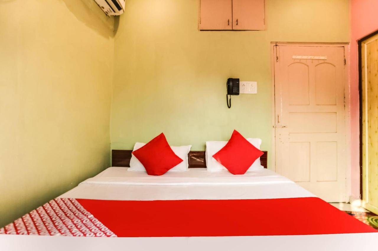 Hotel Spot On 45585 Aakash Ganga Varanasi